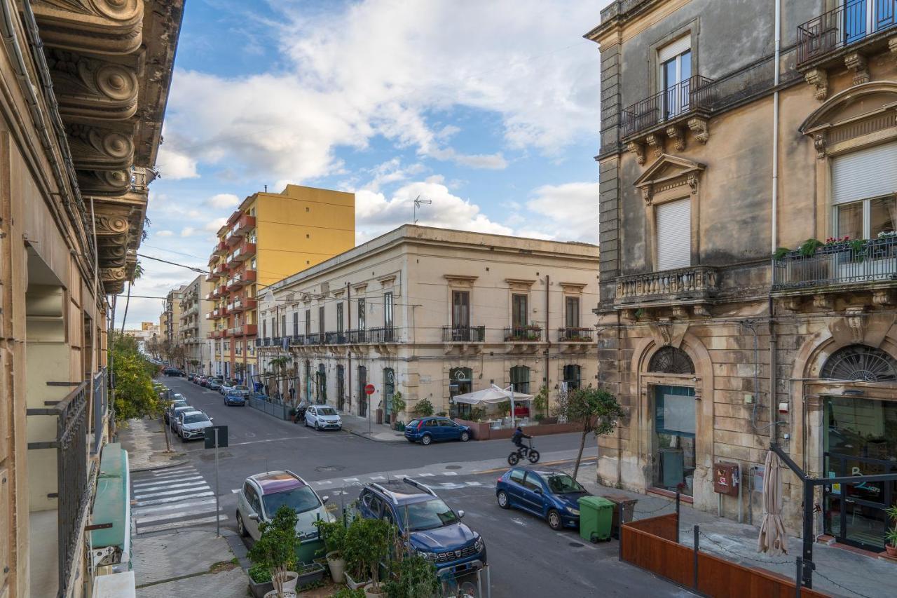 Ad Un Passo Da Ortigia Apartment Сиракуза Екстериор снимка